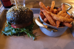 Vegan Burger im KohleCraftWerk in Essen